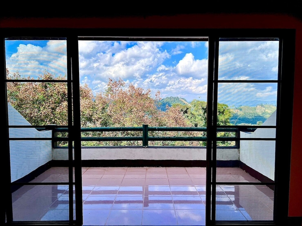 Maesalong Villa
