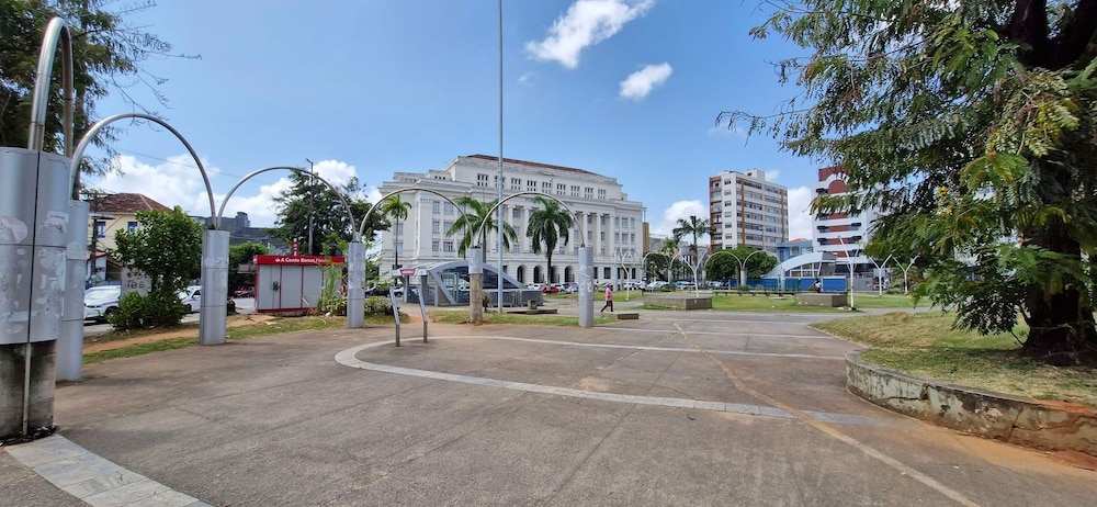 CONAZ0100 - Edifício Larissa