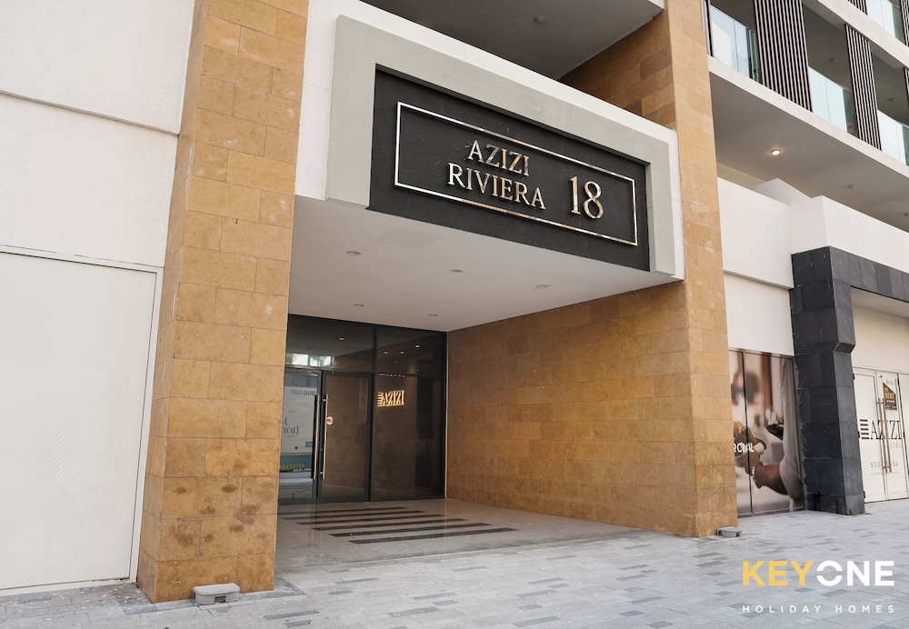 Azizi Riviera Studio with Chic Furnishing