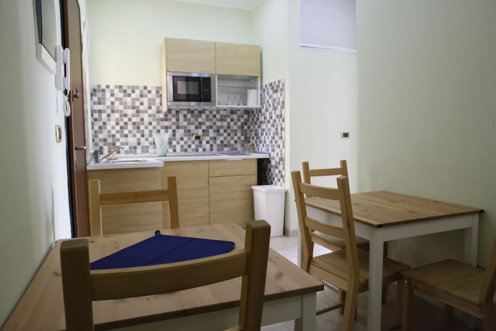 Vegan B&B Cherry Room photo 4