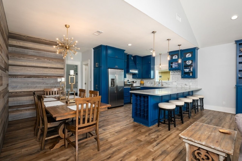 Deja Blue 2 3 Bedroom Home