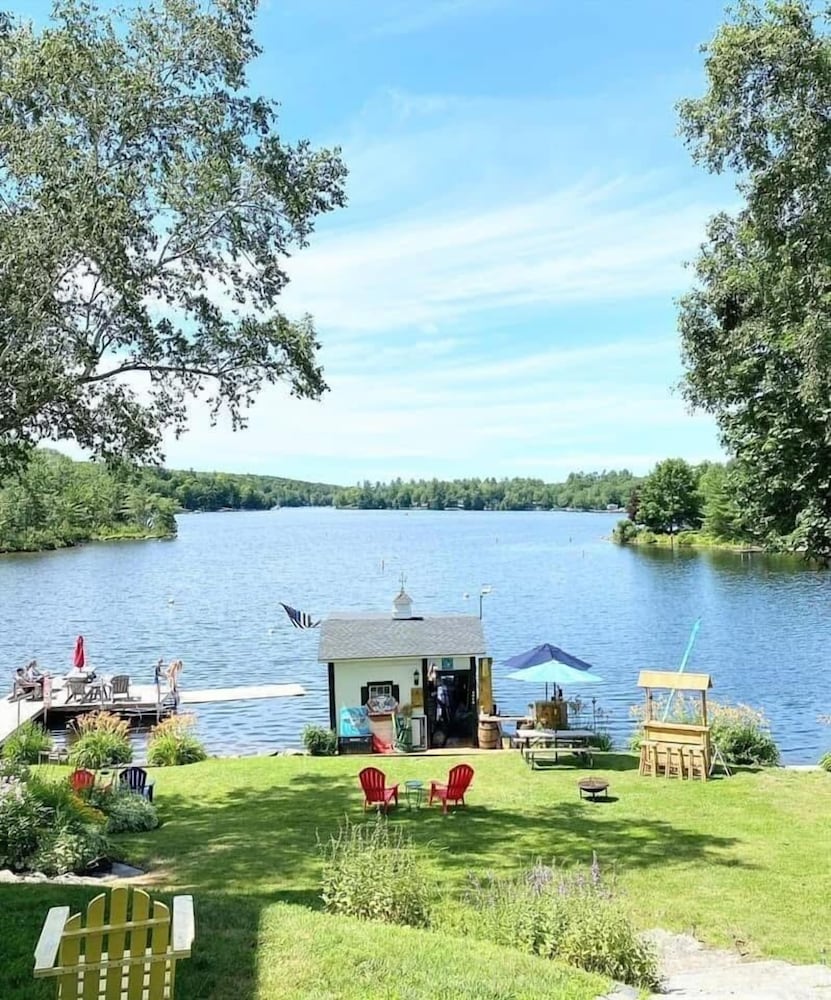 Pressey House Lakeside Bed & Breakfast