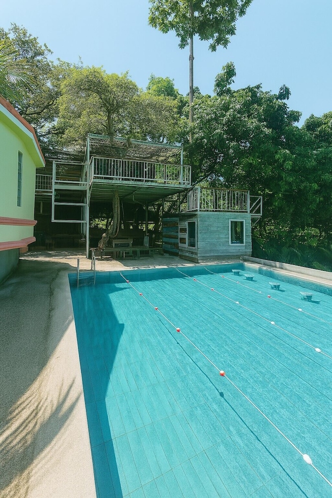 Monkey House Hostel Koh Samui
