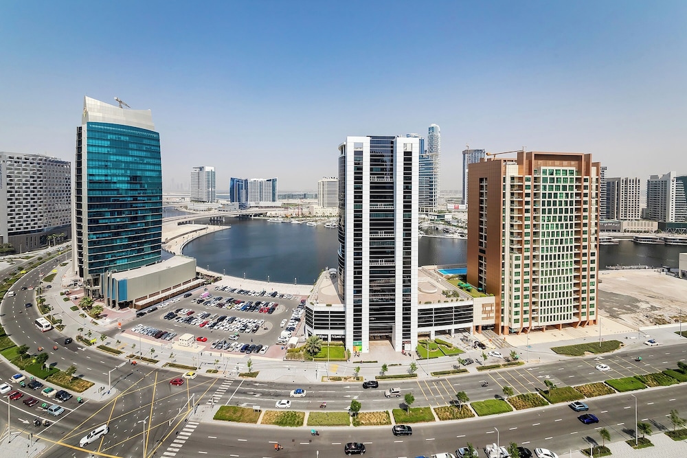 Studio with Dubai Canal View at MAG 318