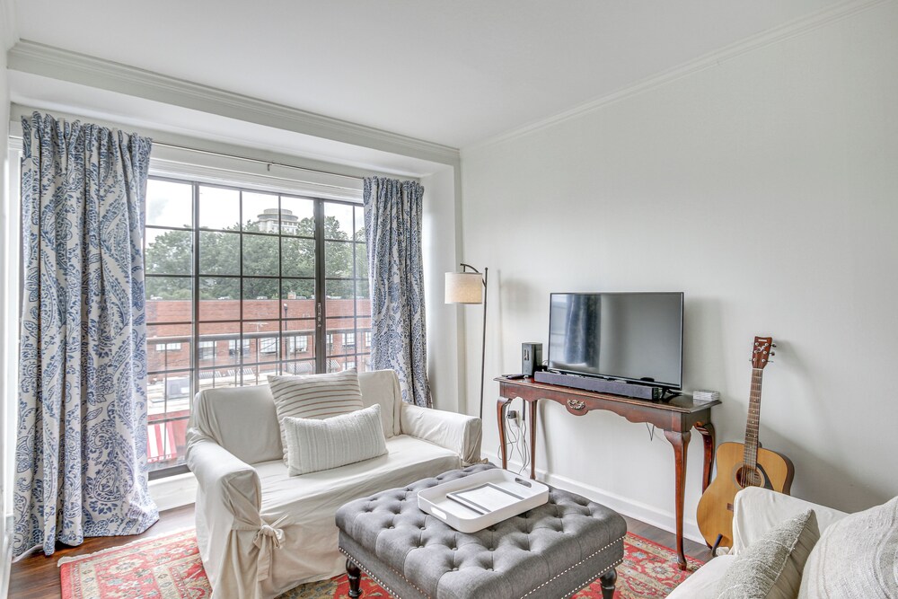 Vibrant Columbia Condo - 3 Blocks to USC Campus! view 5