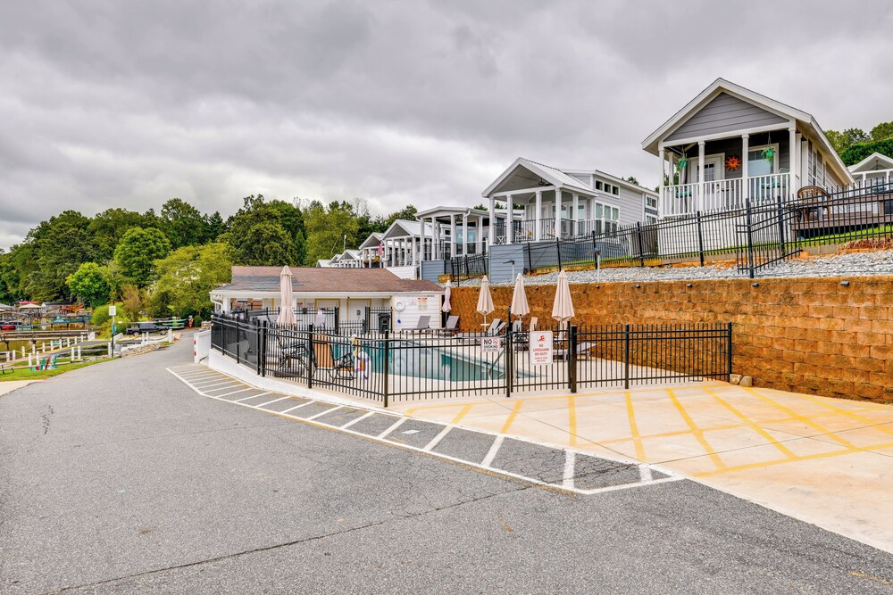 Community Perks + Views: Cozy Lake Norman Cottage