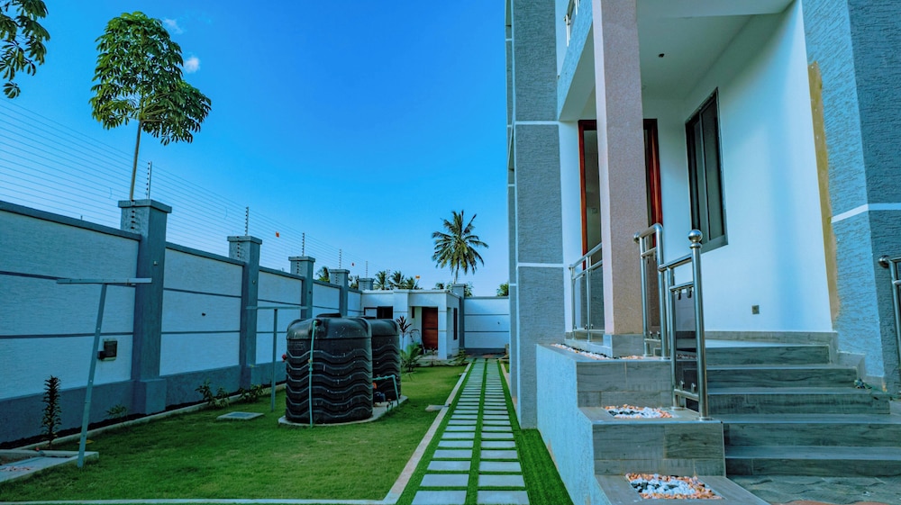 8 Guests - 4 Bedrooms - Dar Es Salaam City