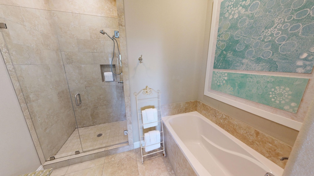 Alerio 301c 3 Bedroom Condo