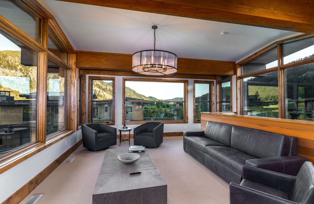 The Sylvan Lodge at Snake River Sporting Club