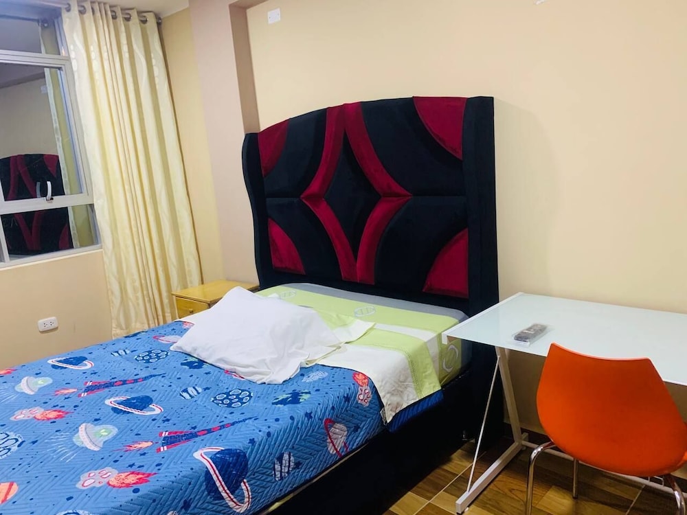 Hostal TOSCANO SUITES