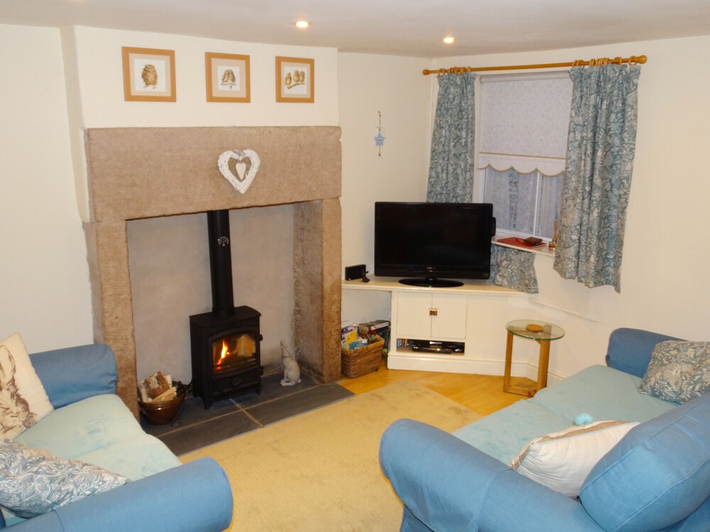 Bobbin Cottage view 2