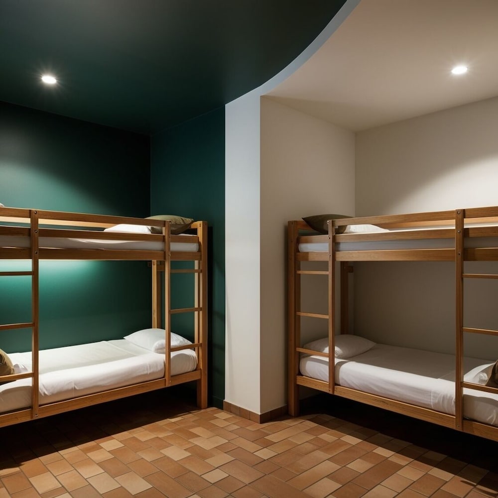 Serene Hostel  Accra view 5