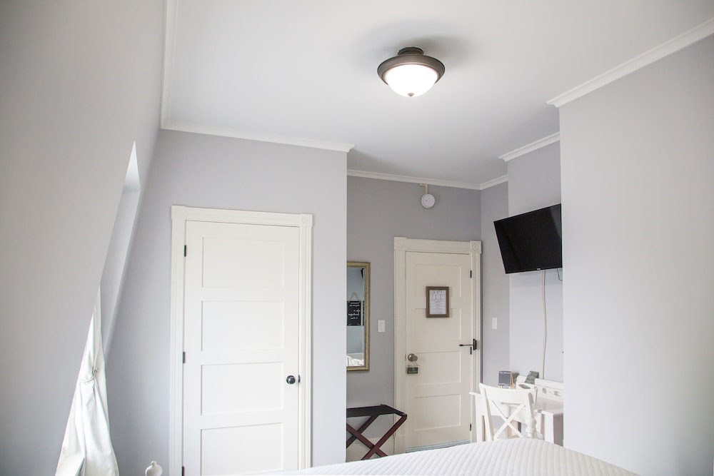 Georgestown Inn - Image 3