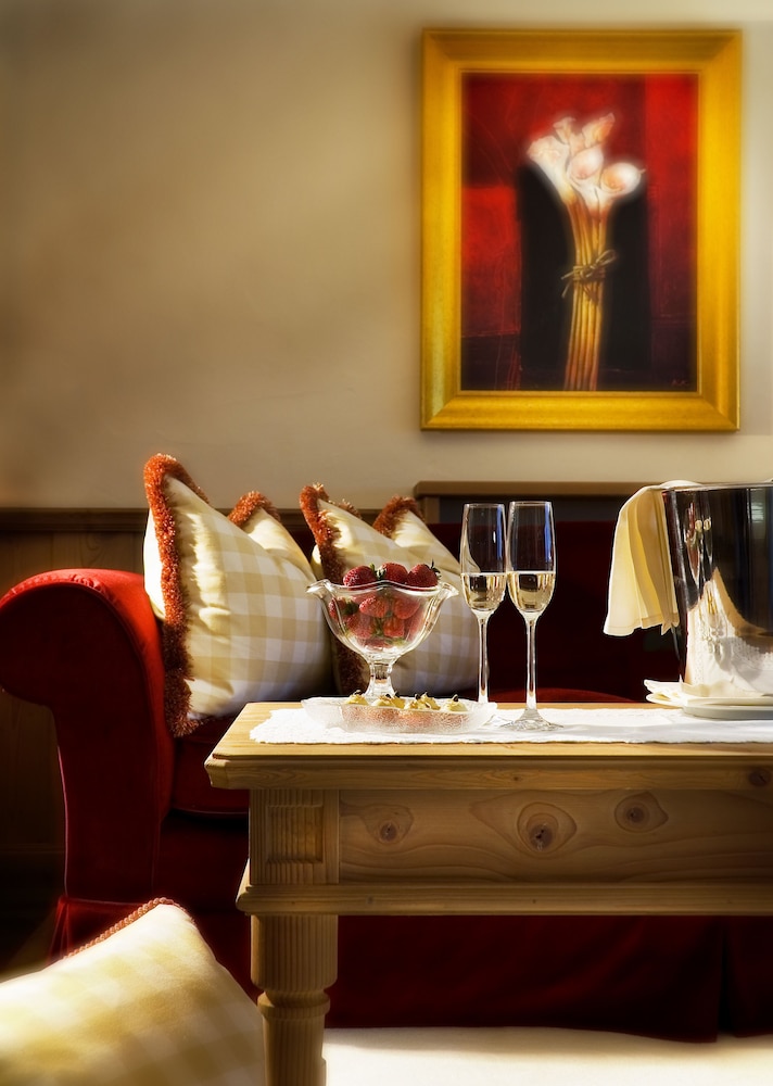 Majestic Hotel & Spa photo 1