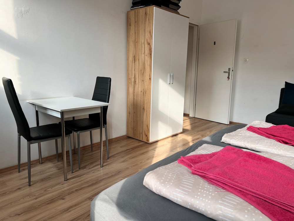 Spacious 4BR Stay Vienna for Families