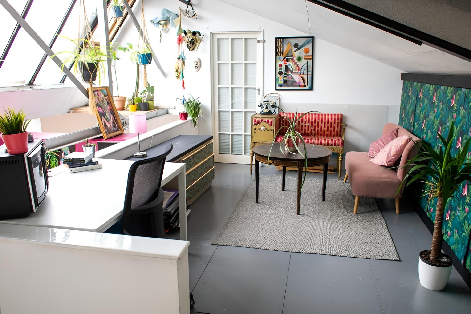 Trendy & Artistic Loft Hideaway, Hackney Wick!