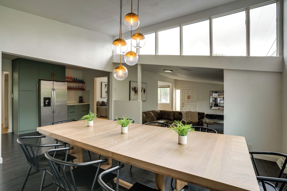 Game Room & Fire Pit: Family-friendly Loveland Gem
