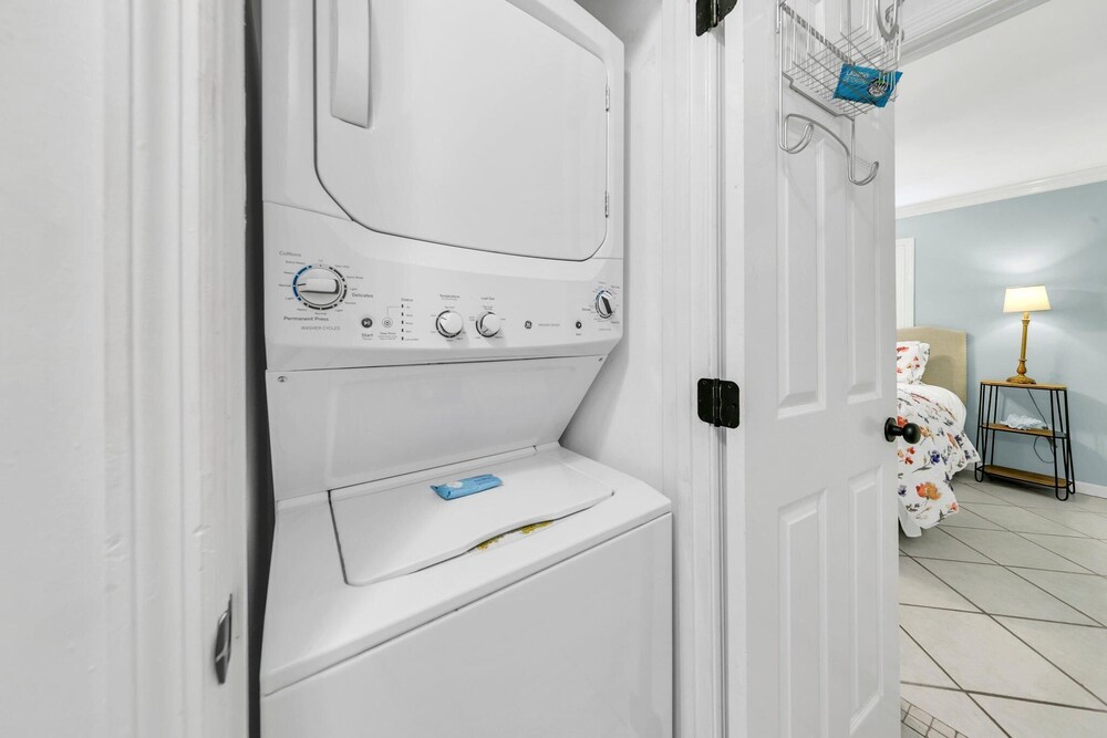 Beachside Villas 412