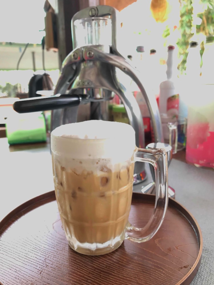 Aioun At Amphawa