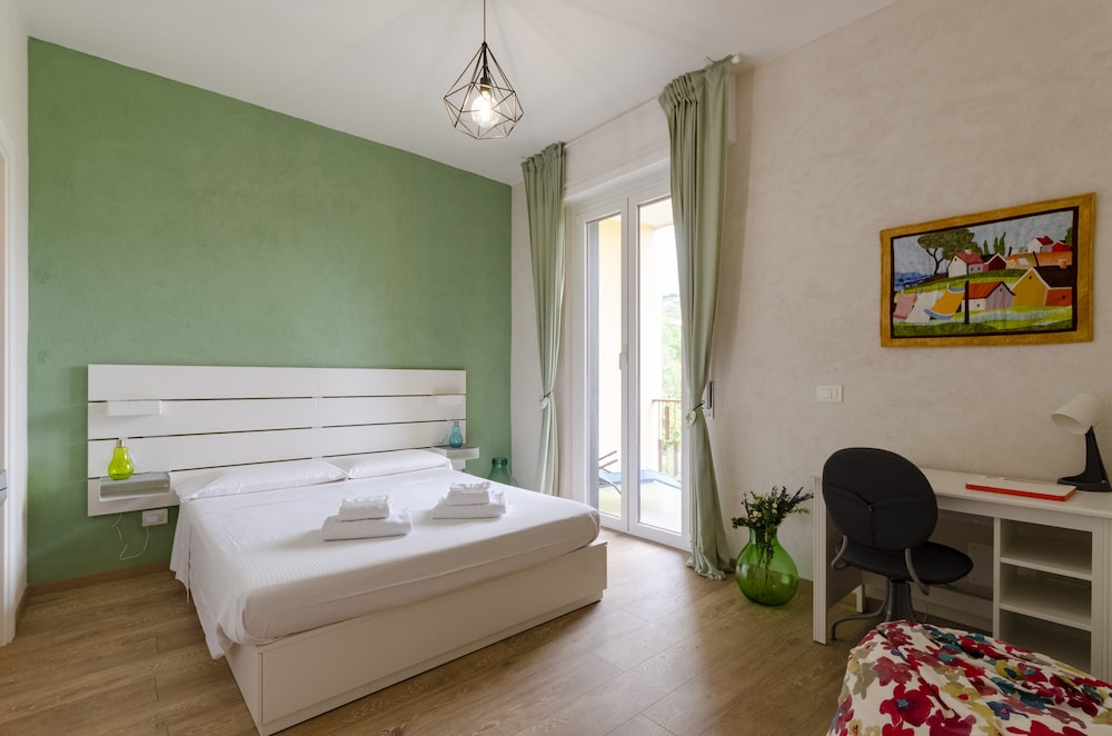 JOIVY Chic Chiavari Apt With 2 Spacious Terraces view 3