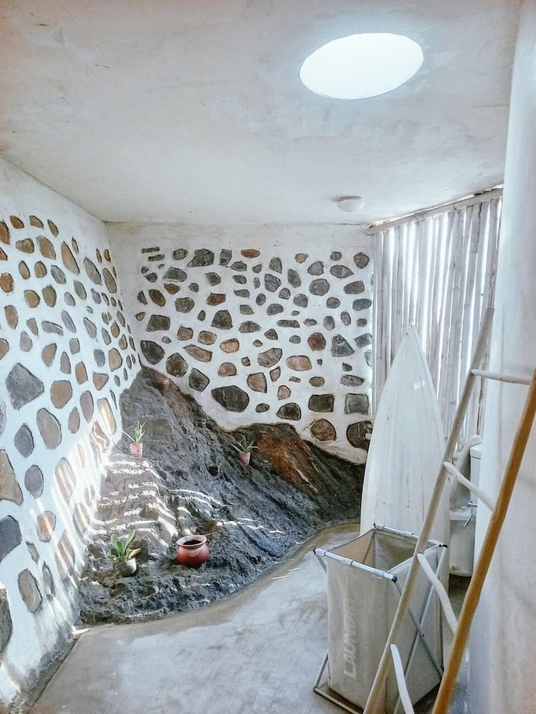 Mentigibay Dome Villa Lombok