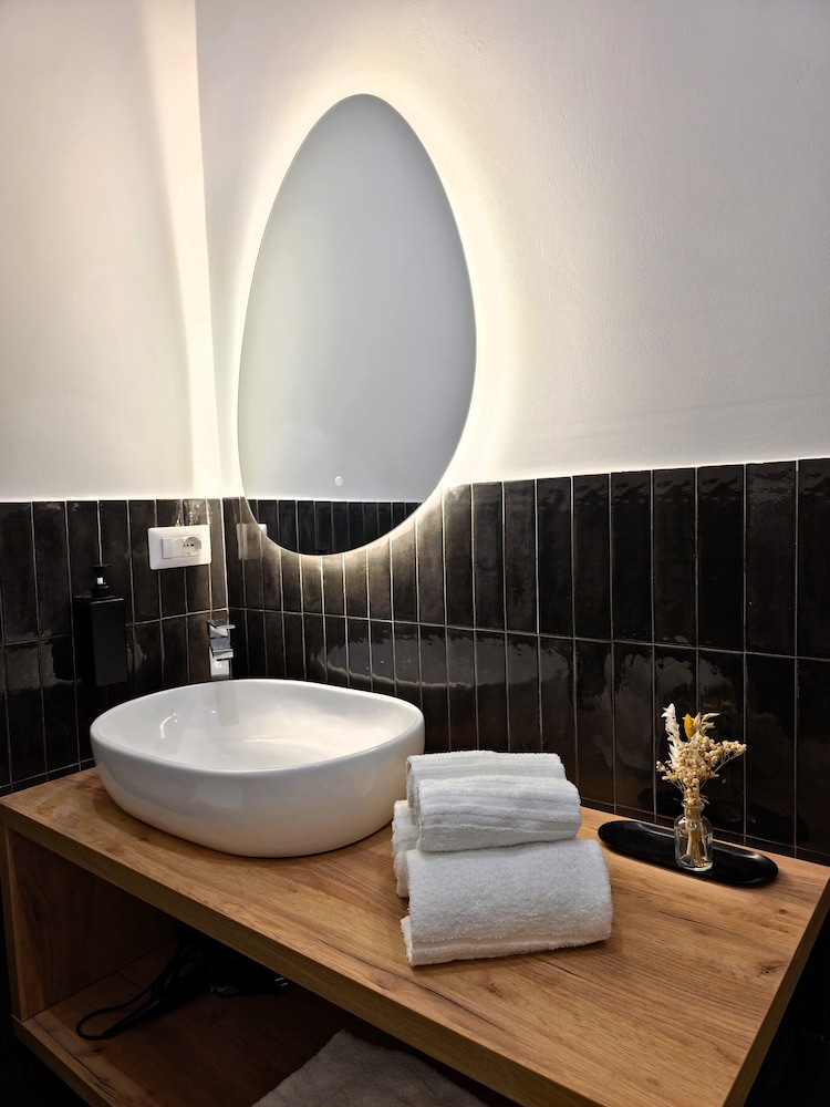 Ventuno Dei Luxury Suites - San Giovanni