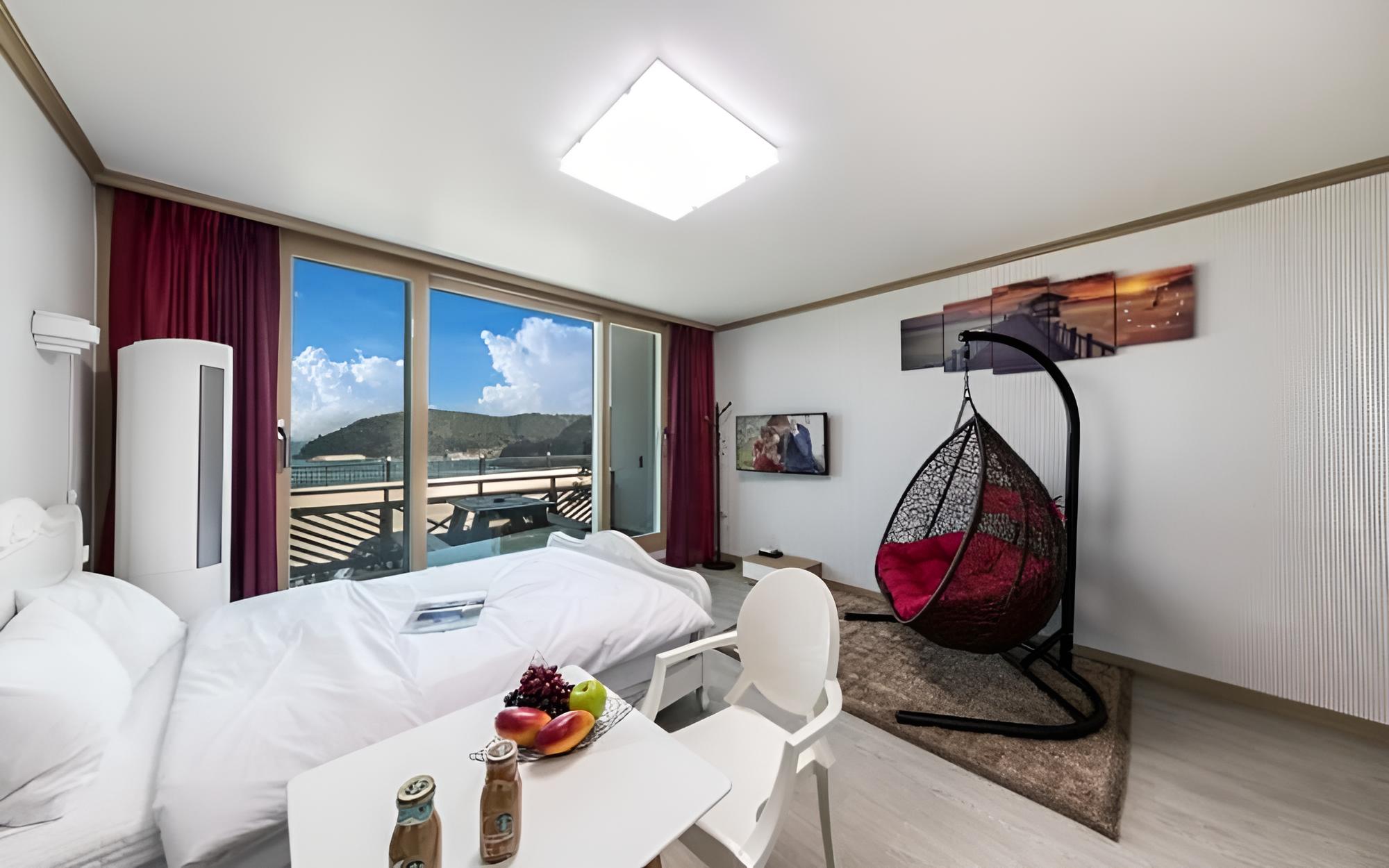 Yeosu Ailia Pension