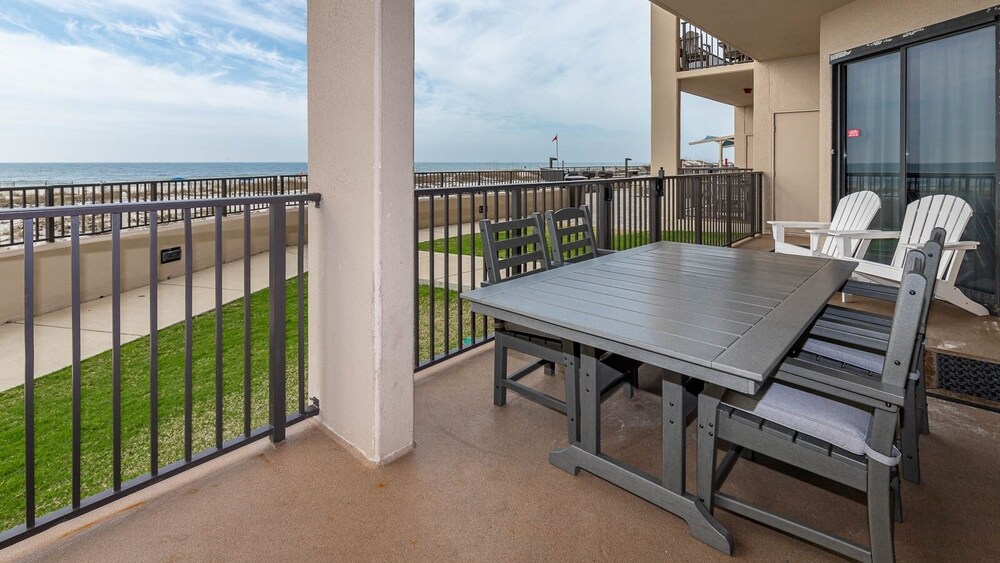 Phoenix X 117 3 Bedroom Condo