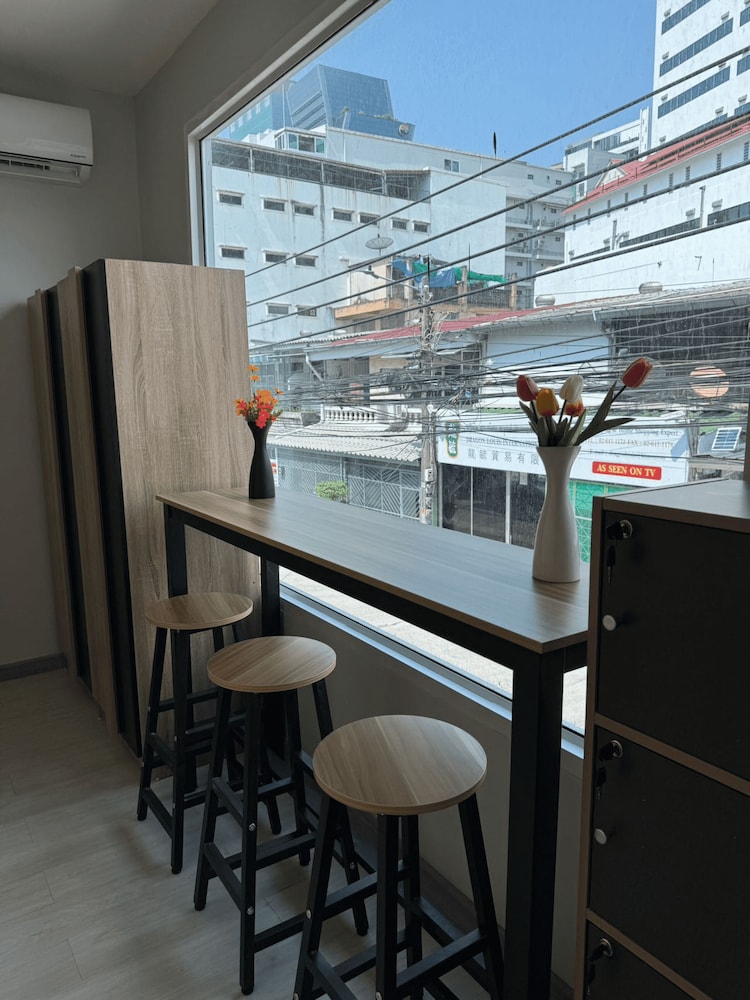 First Villa Life Hostel