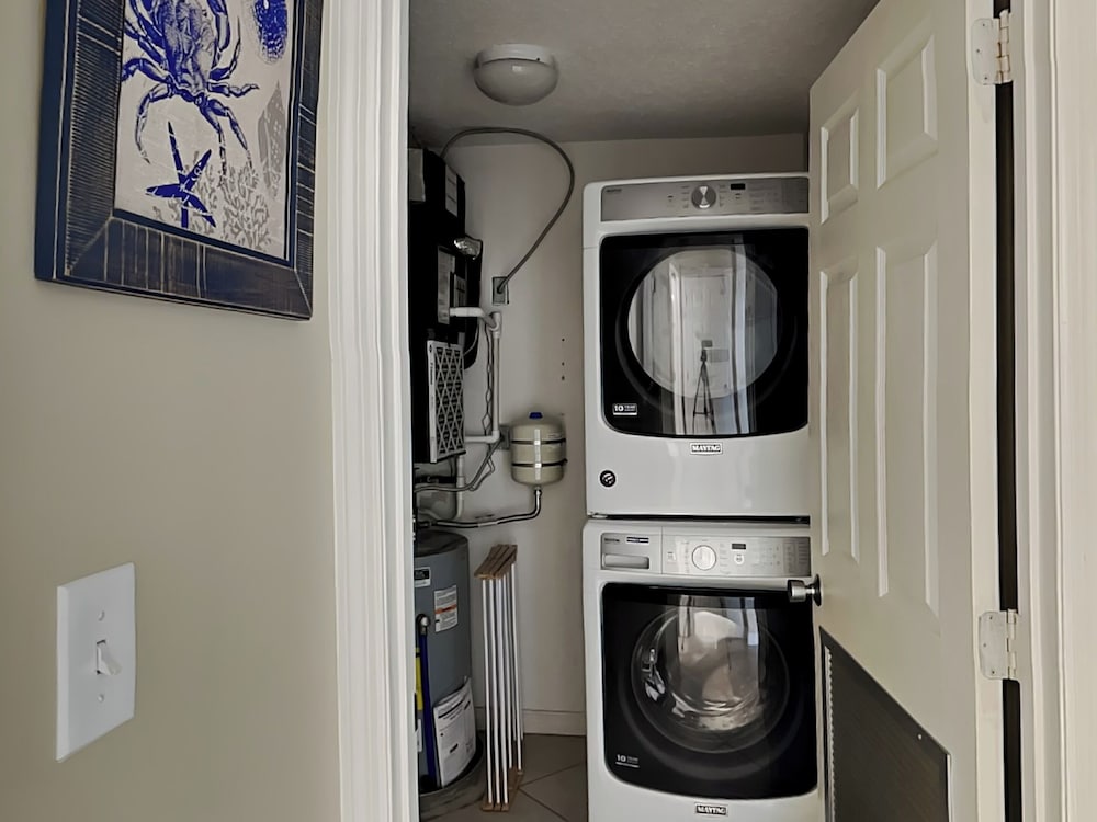 Emerald Key #602 by Southern Vacation Rentals