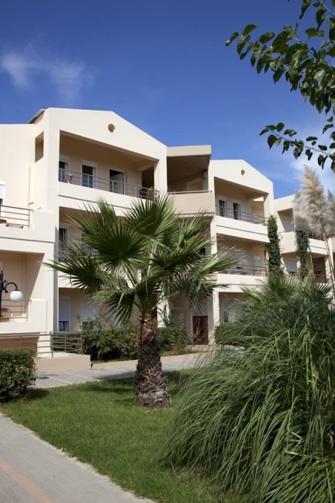 Platanias Vacations - Maleme Mare Beach Resort Hotel - Property Image 14