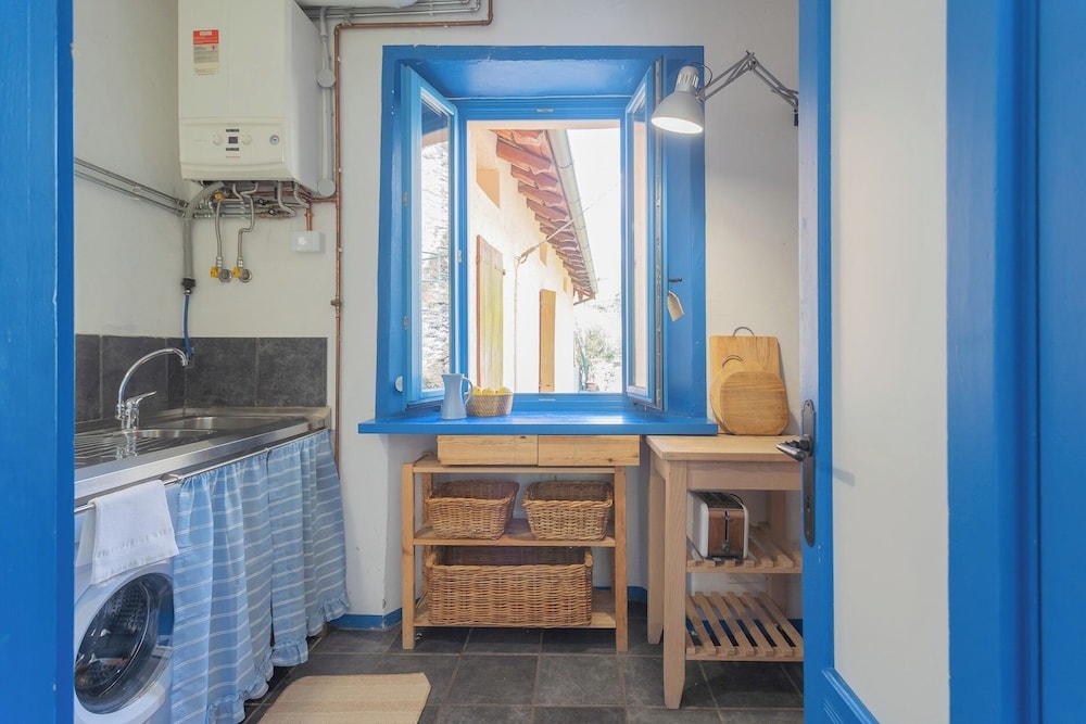 Deriva Apartment on Careno's Beach by Rent all Como