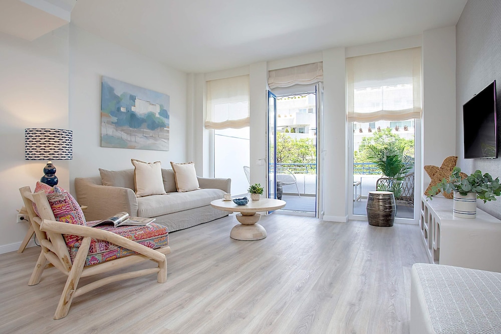 Genteel Home Marbella House