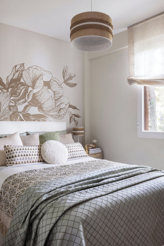 Costa Madrid Apartment Sleeps 5 With Terrace
