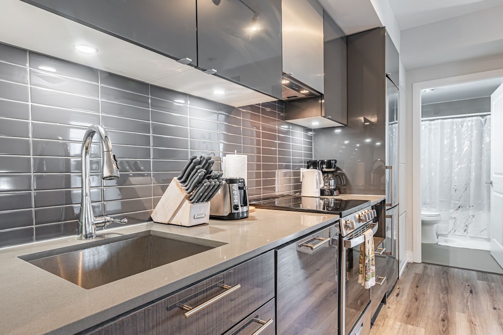 Jarvis Vacation Suites