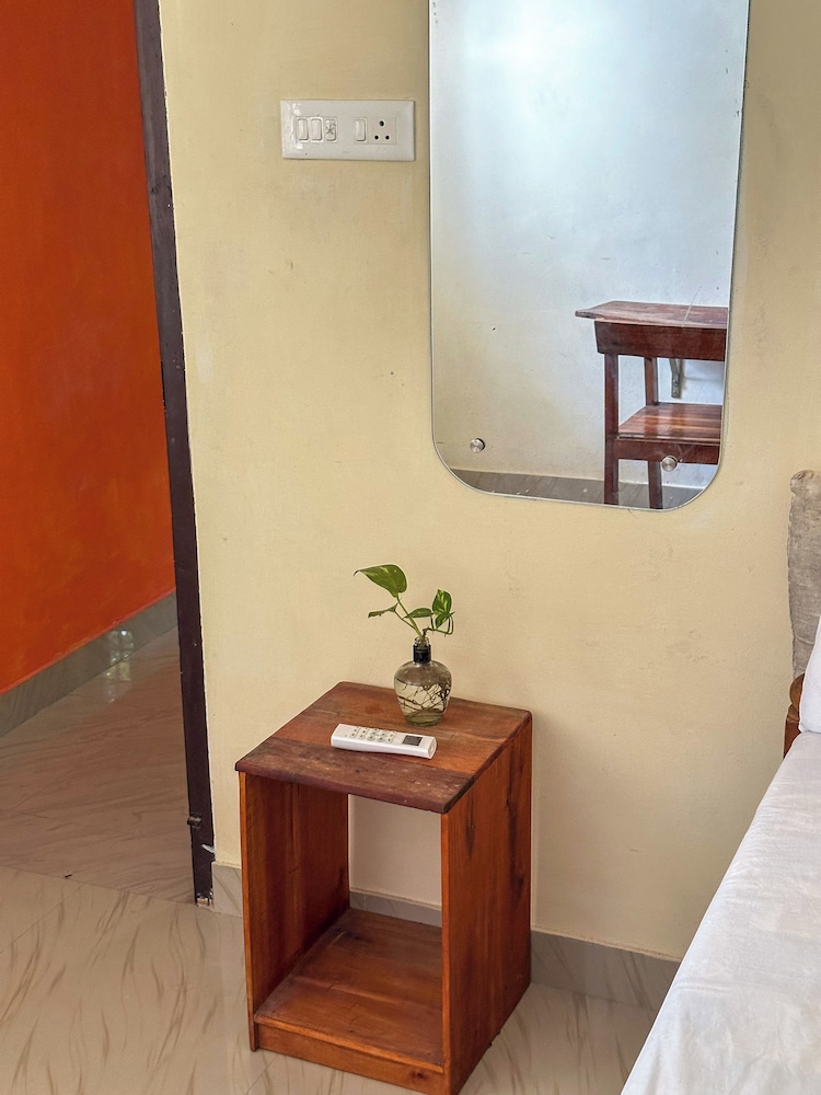 Molly's Hostel