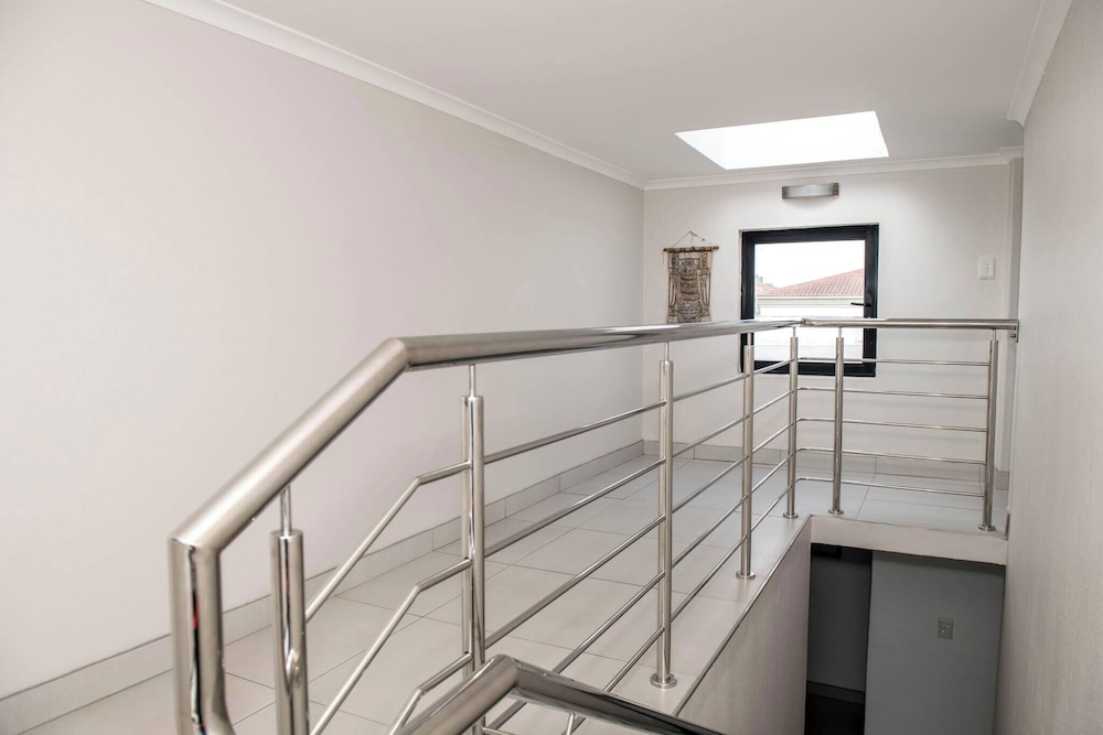 The Views - Oceanview Haven in Langebaan - 3 Levels of Luxury