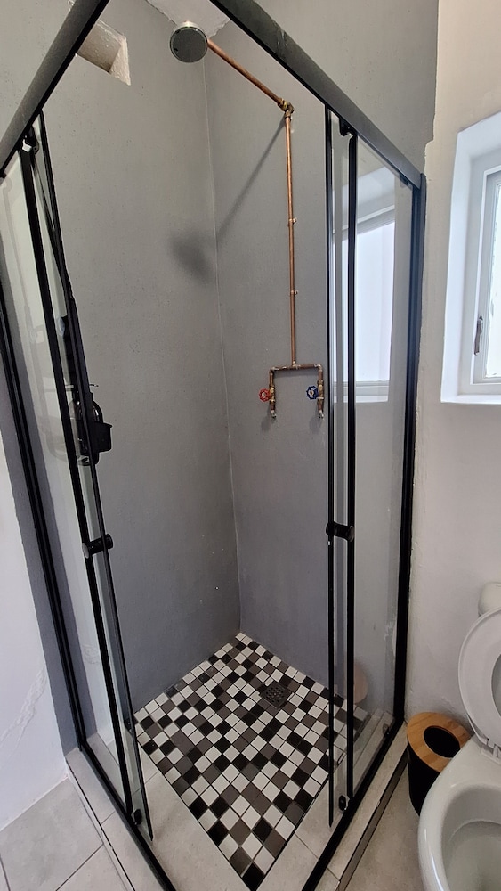 BIM Backpackers In Muizenberg