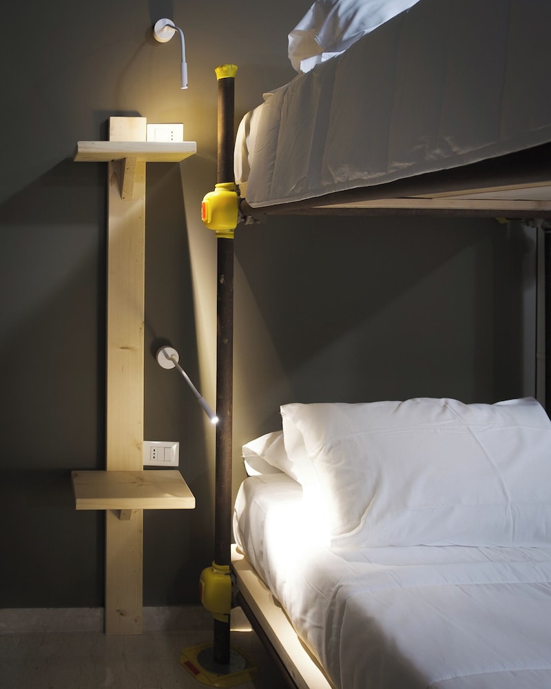 Hostelò Luxury Hostel