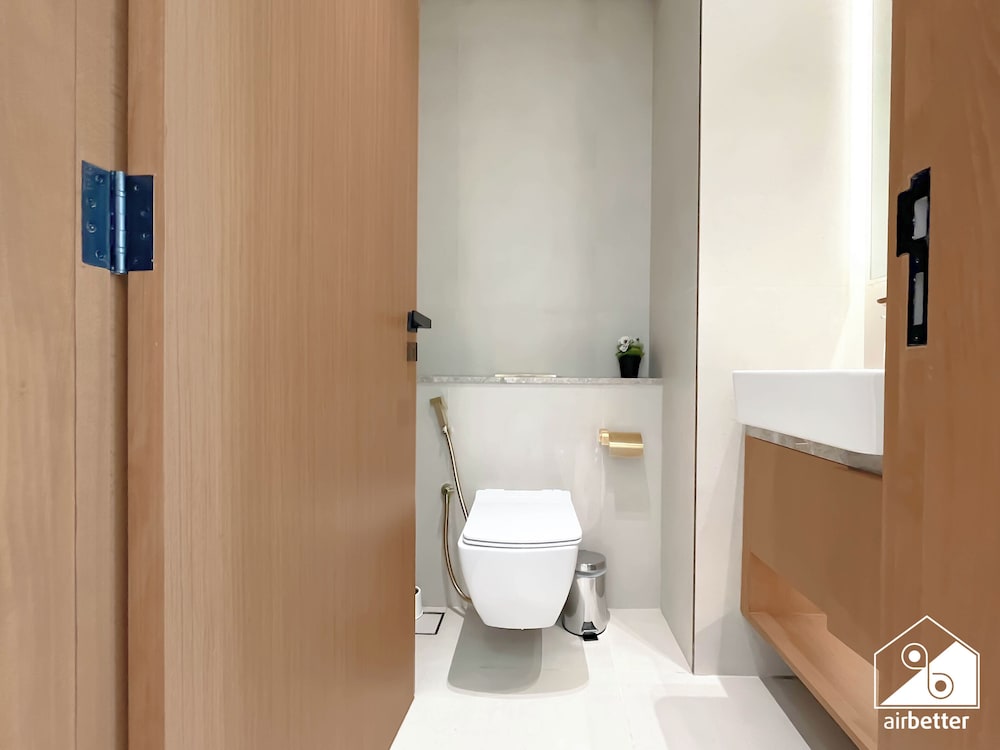 Bright & Modern1br Binghatti Amber JVC Dubai