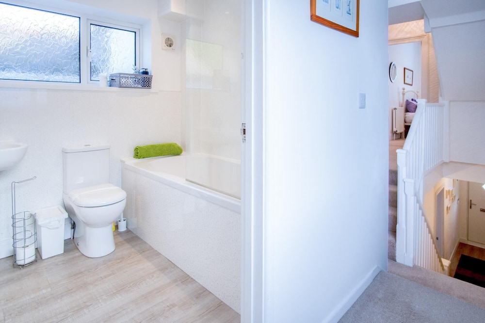 Taliesin - 5 Bedroom Holiday Home - Tenby