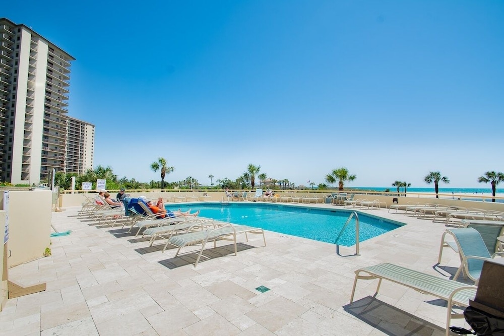 Ocean Creek North Tower F11 2 Bedroom Condo