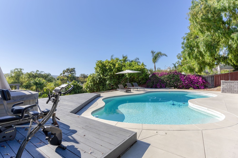 Mid-century Masterpiece With Pool Spa Tesla