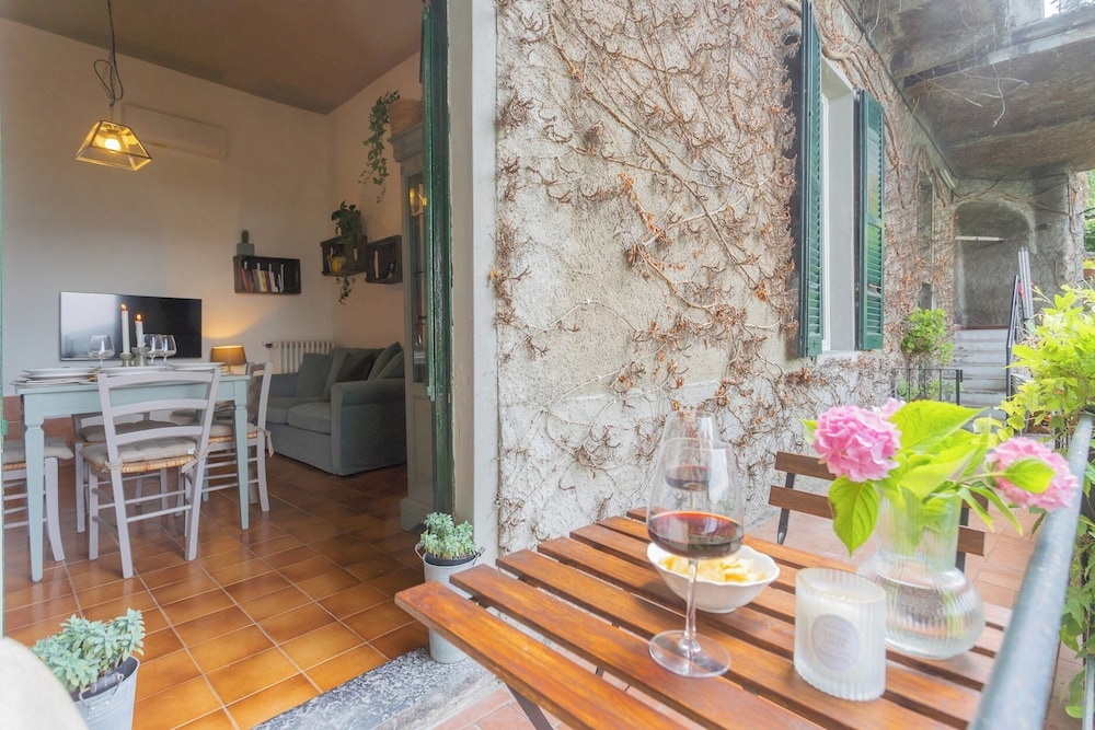 Simon's Apartment With Amazing View by Rent all Como