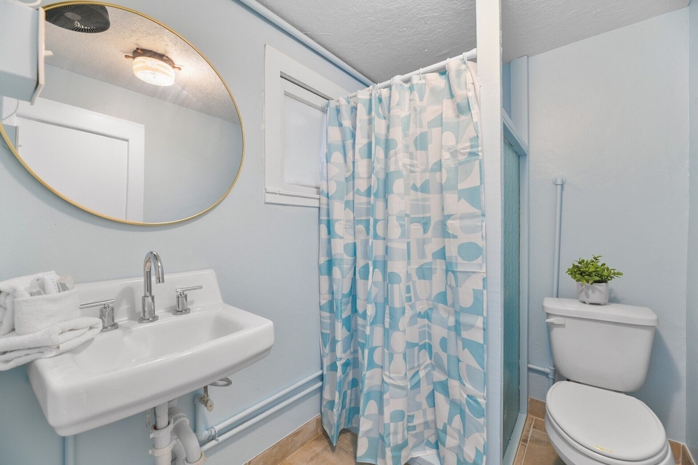 The Grand on Ave O by Ryson Vacation Rentals