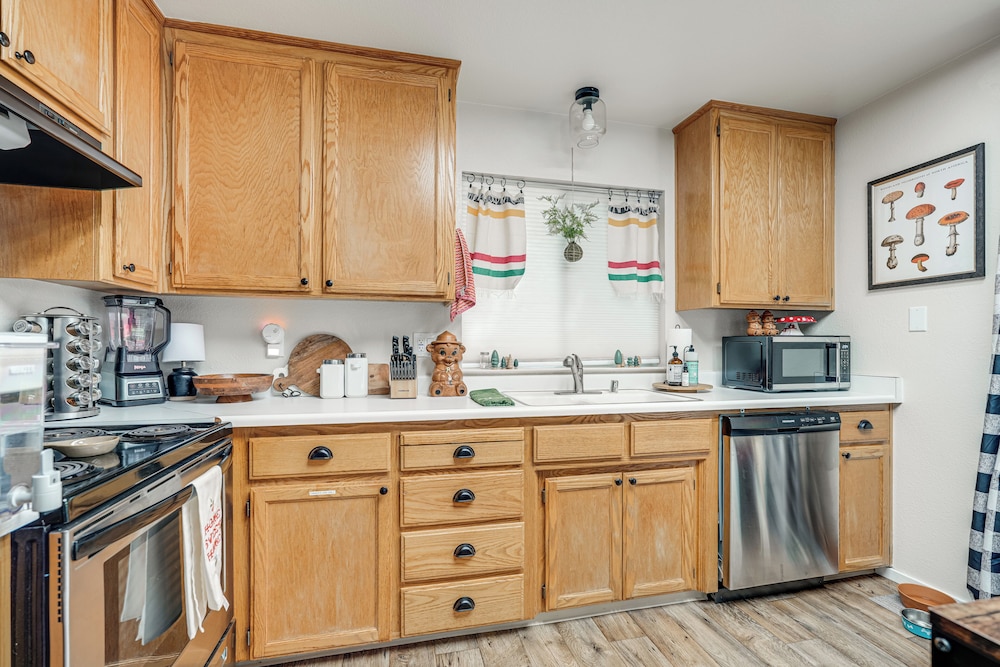 Hike, Swim & Golf: Home Near Dtwn Twain Harte
