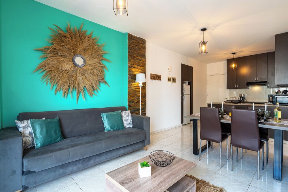 Araminta 2-Bedroom Apartment in Larnaca