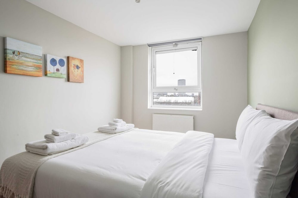 Modern 3 Bedroom Apartment in Holborn