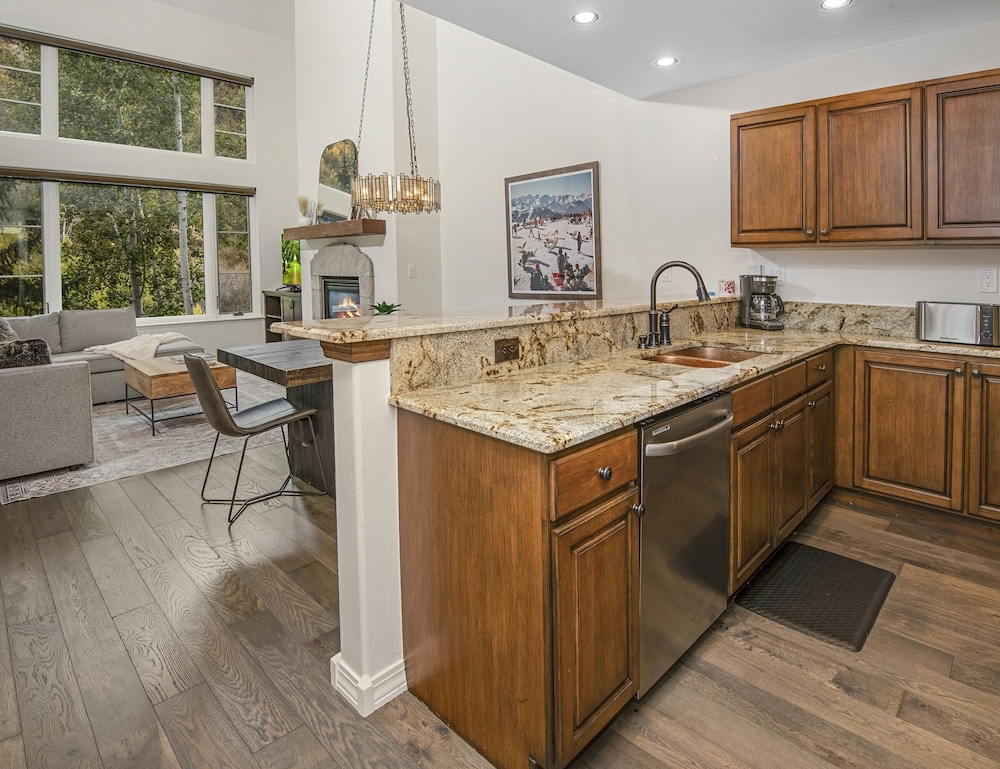 Edwards CO - Aspen Snowmasswood Lodge Vacation Rentals
