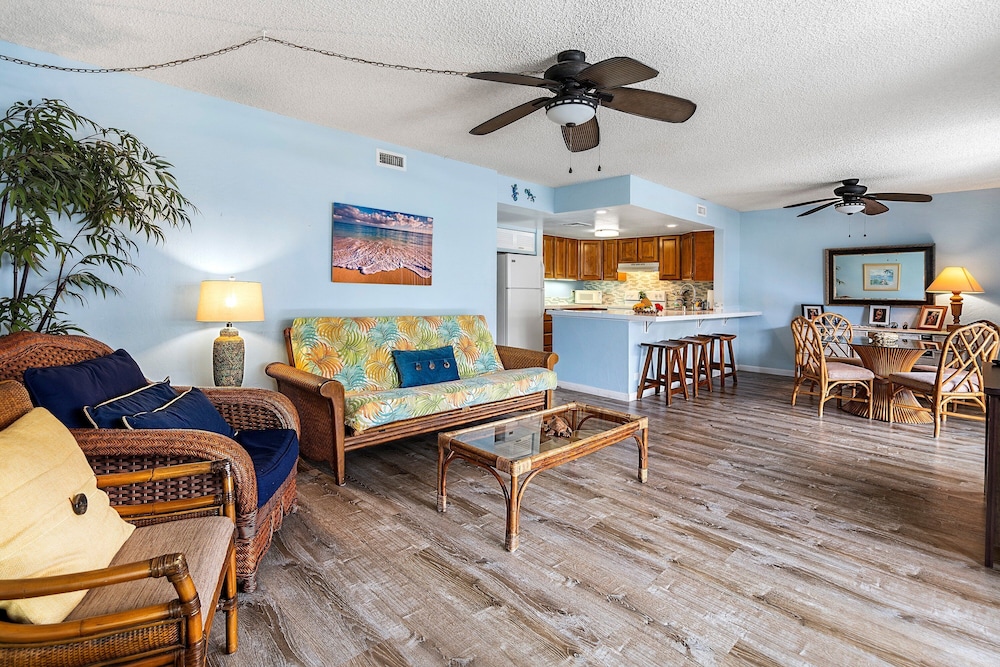 Condo With Central AC - Partial Ocean View - Concierge - Near Magic Sands Beach - Vrkcv
